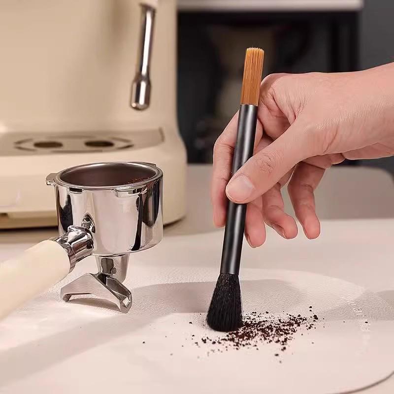Набор для чистки кофемолки (2/ – обзор и цена Coffee Equipment Maintenance